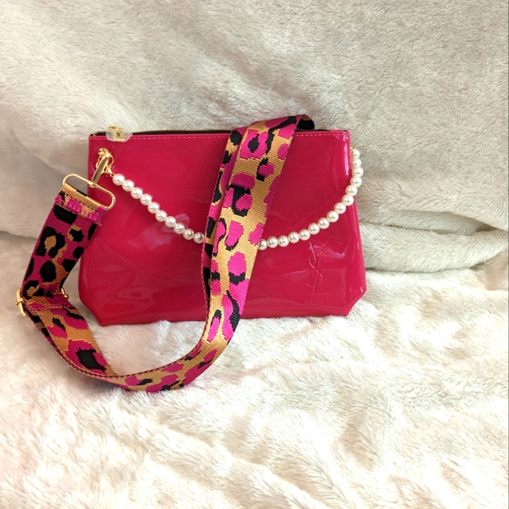 Yves saint Laurent pouch - Picture 7 of 11